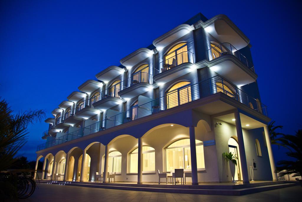 Hotel Vespucci Porto Cesareo Exterior foto
